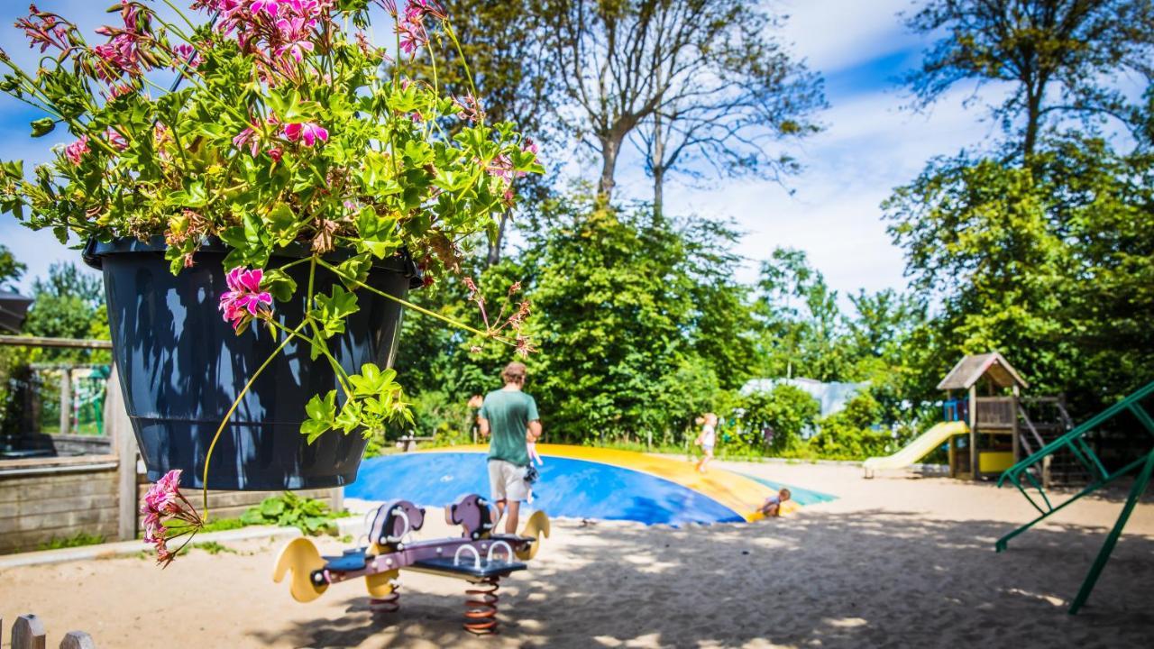 Welcome In - Oranjezon - Vakantiehuis 6 Personen フラウヴェンポルデル エクステリア 写真